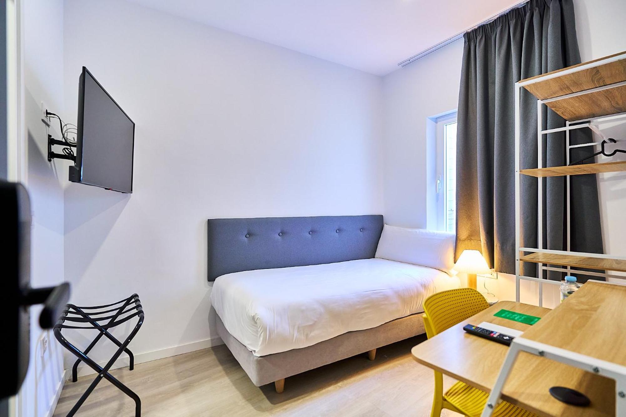 Gran Via By Gaiarooms Hotel *